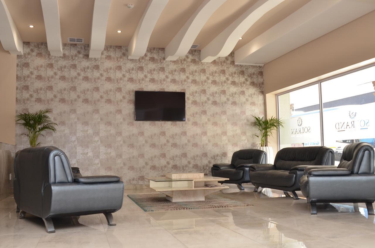 Solrand Hotel Durban Bagian luar foto